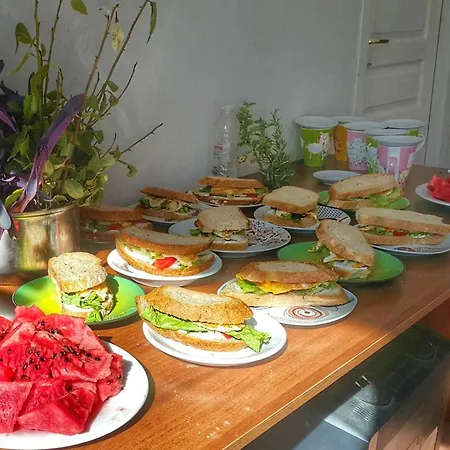Hakuna Matata Hostel Sarande